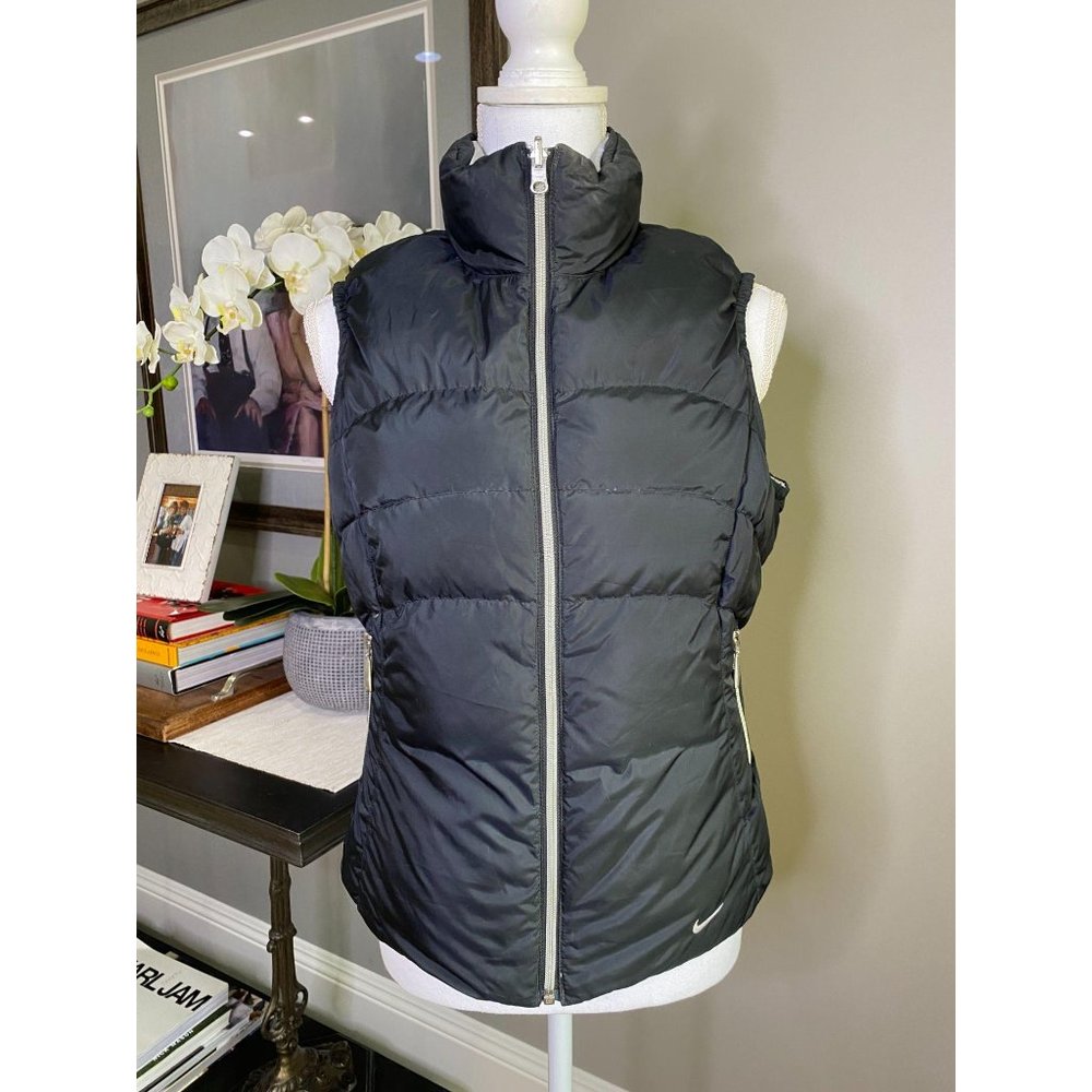 Nike Reversible Down Filled Puffer Vest M - Picture 4 of 9